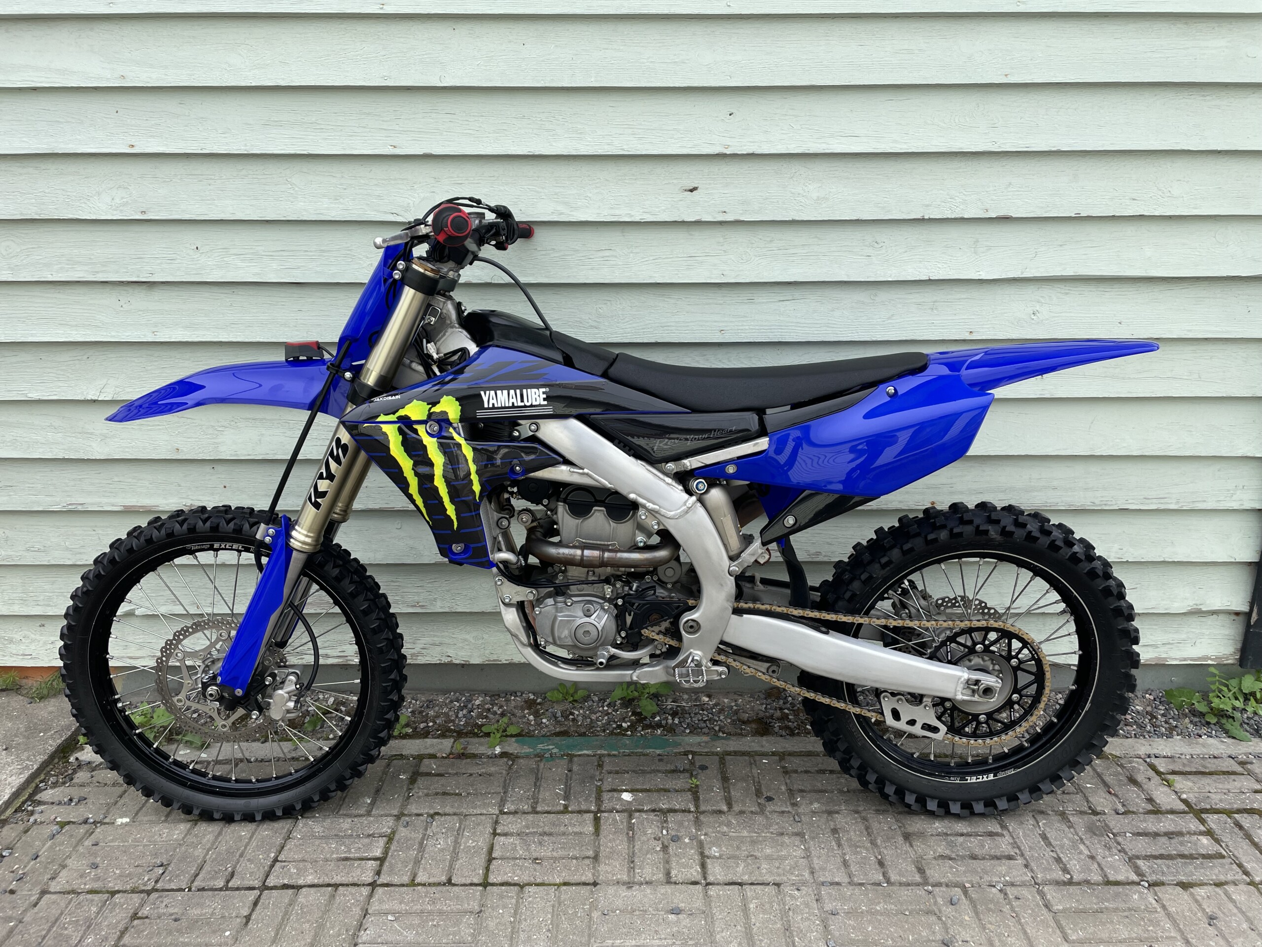 YAMAHA YZ250F 2023 (FANTIC) - Image 4