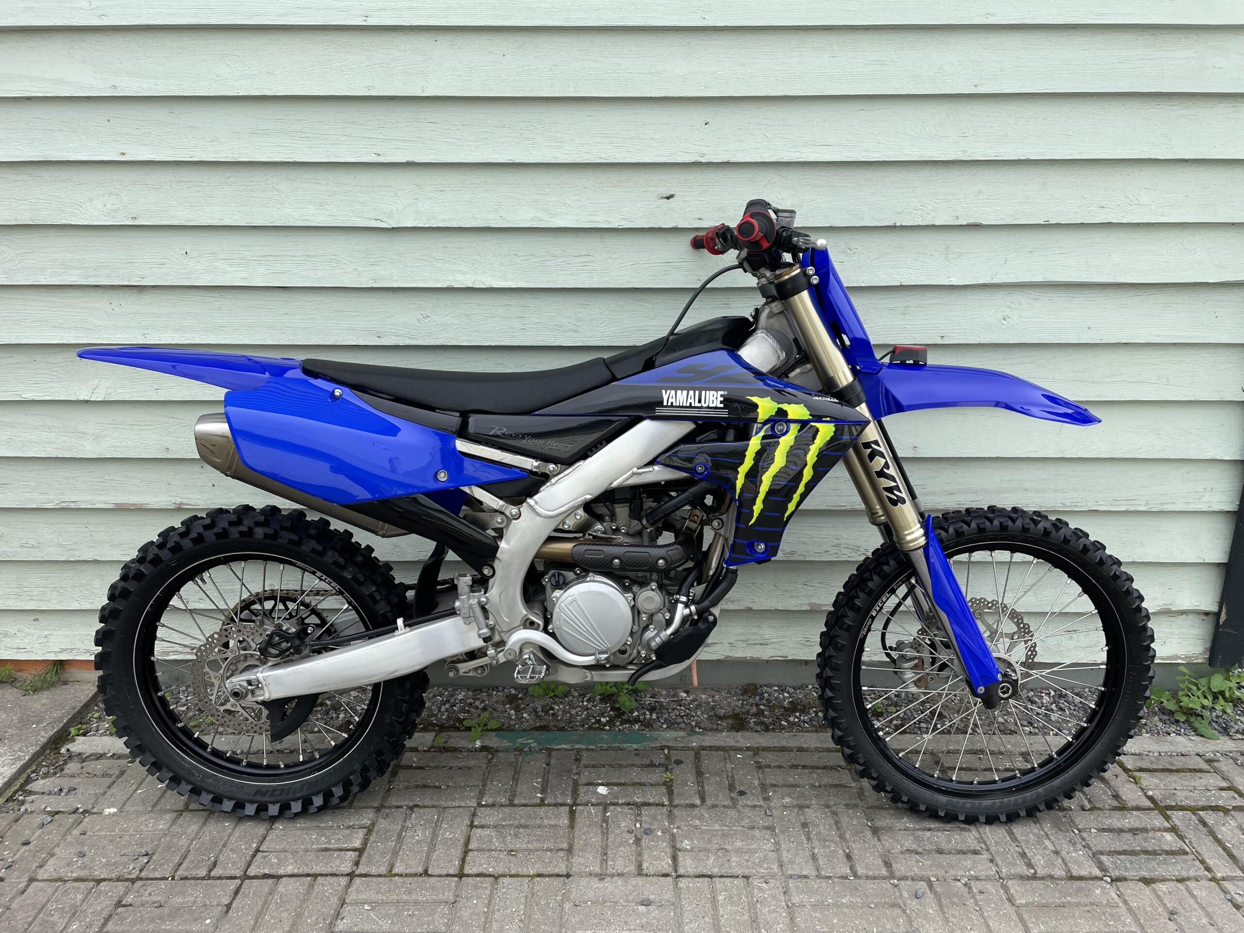 YAMAHA YZ250F 2023 (FANTIC) - Image 3