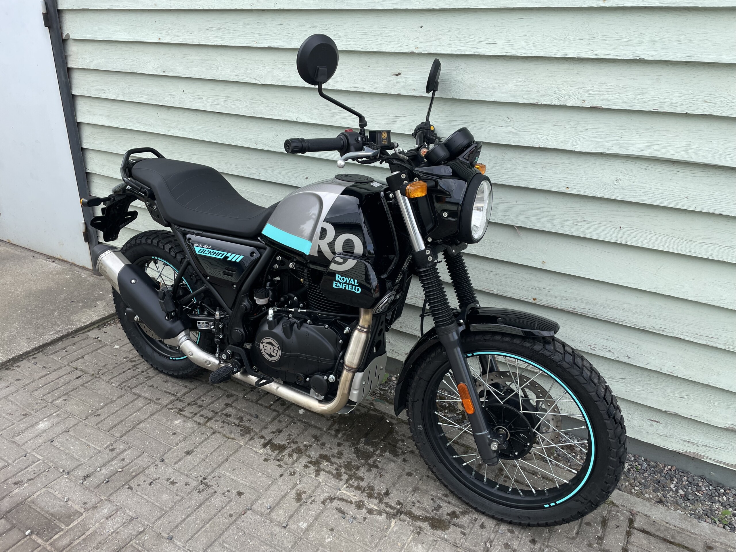 ROYAL ENFIELD SCRAM 411 2025 - Image 5